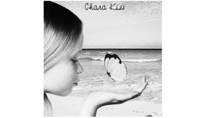 ミニアルバムKiss/Chara