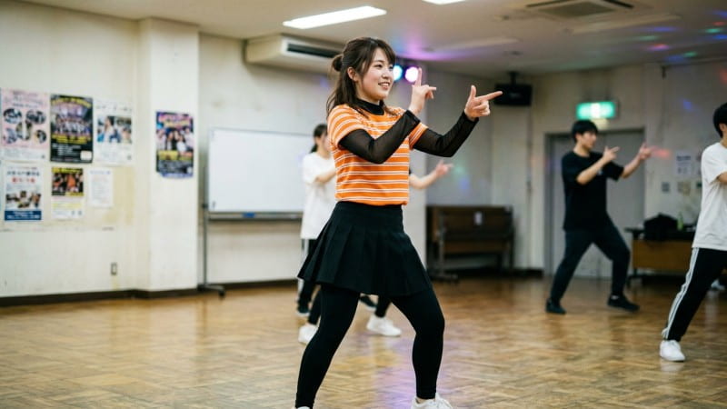 パラパラ・パラダイス5|飽きのこない選曲でエクササイズを継続